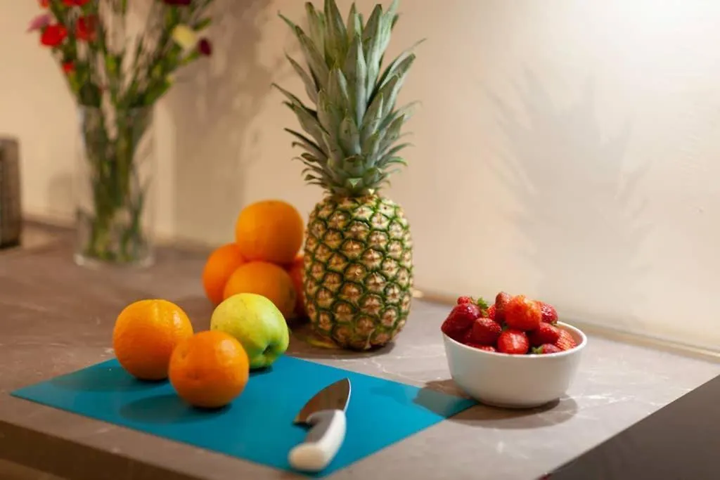 Santa Croce. Quiet, Large And Luminous Loft Apartment Florence